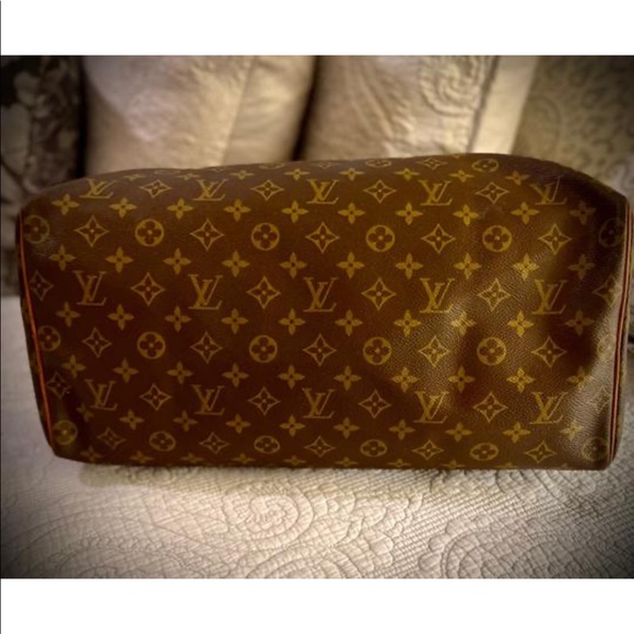 COPY - Authentic Louis Vuitton Speedy 40 - Picture 5 of 9